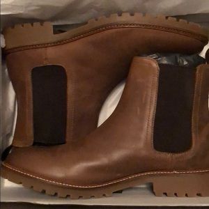 Banana Republic lug-sole Chelsea boot